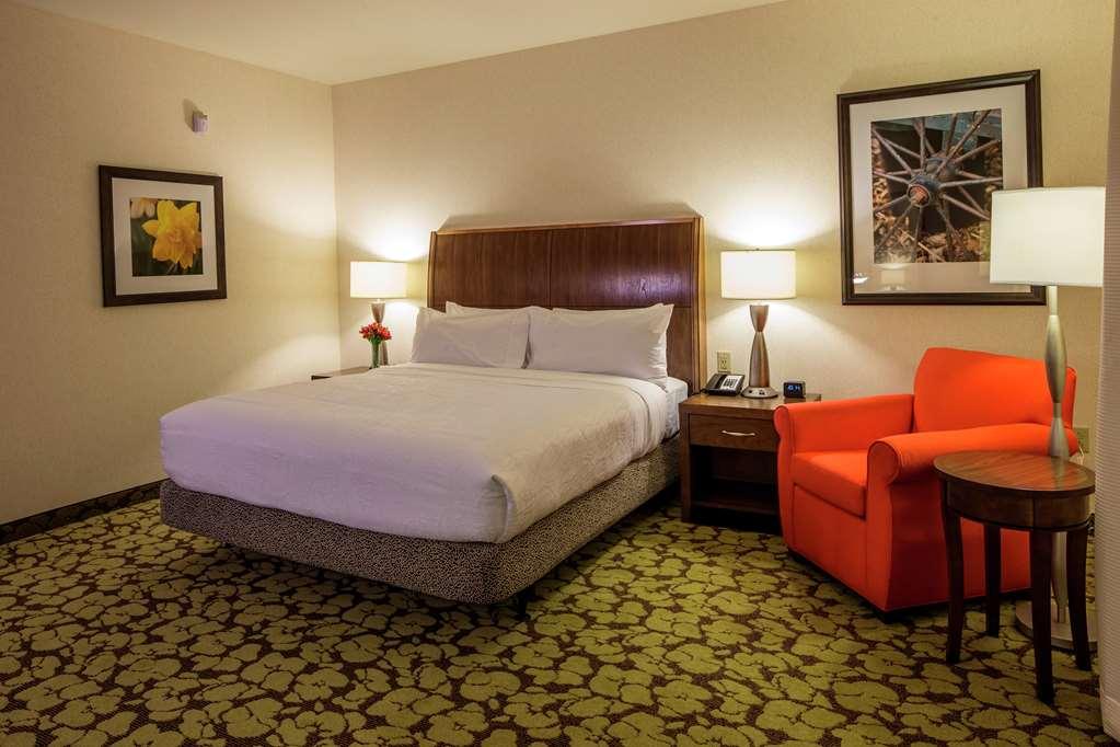 Hilton Garden Inn Uniontown Quarto foto